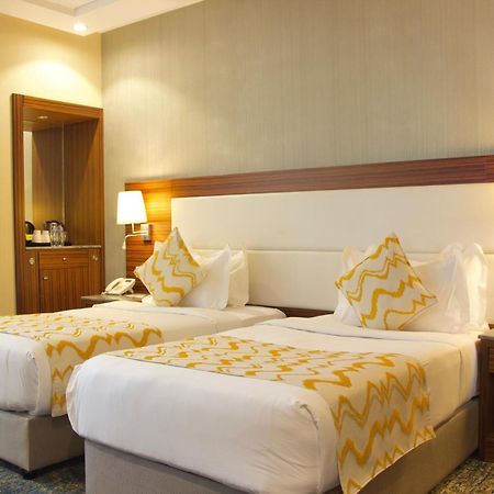 Taj Al Worood Hotel Джеда Екстериор снимка